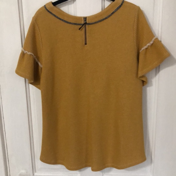 Ruffle Short Sleeve Top - Picture 3 of 5